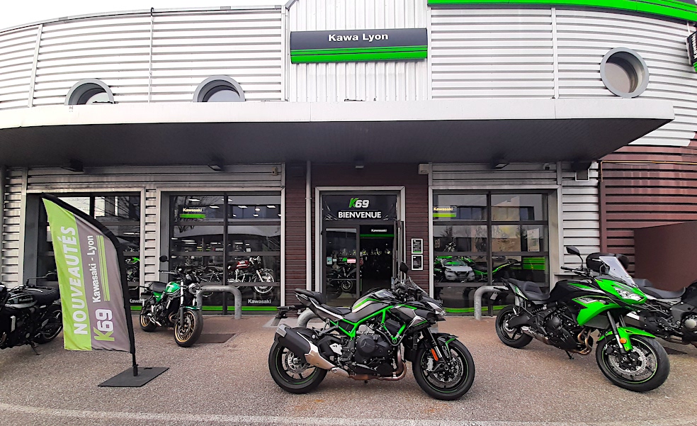 découvrez les concessionnaires kawasaki près de chez vous, offrant une large gamme de motos, scooters et accessoires. profitez de services de qualité et de conseils d'experts pour vivre votre passion de la moto.