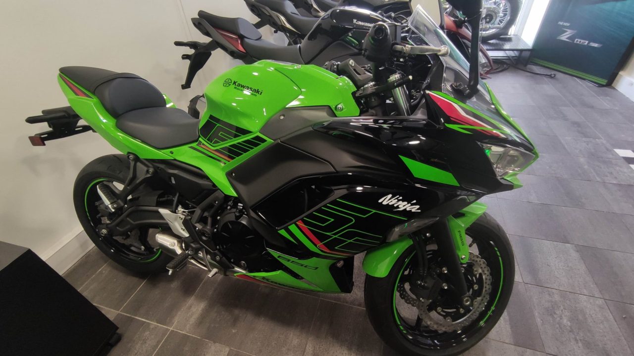 découvrez toutes les informations sur kawasaki à marseille, y compris les modèles disponibles, les caractéristiques techniques, et des conseils pour choisir votre moto idéale. explorez l'univers kawasaki avec nos actualités, événements et offres spéciales.
