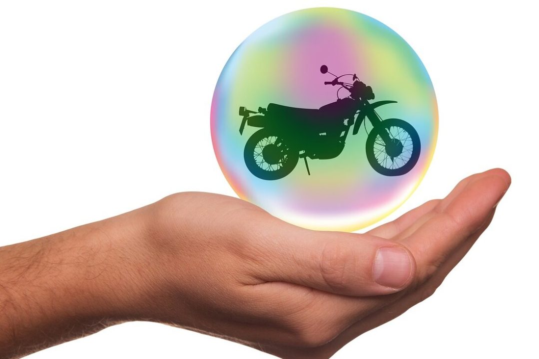 découvrez notre guide complet sur l'assurance moto. comparez les meilleures offres et choisissez la couverture idéale pour votre deux-roues. protégez votre moto et roulez en toute sérénité !