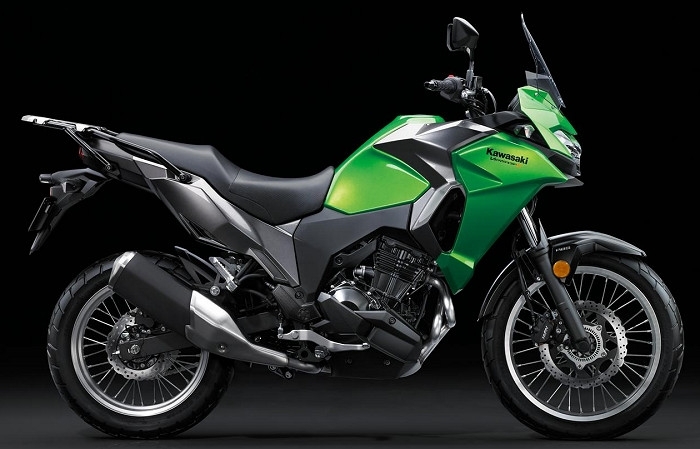 découvrez l'univers des motos kawasaki bicylindre, alliant performance et design innovant. plongez dans les caractéristiques fascinantes de ces machines puissantes, idéales pour les passionnés de vitesse et de sensations fortes.