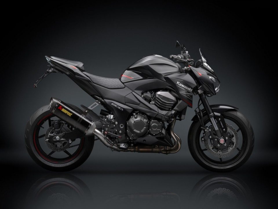 découvrez la kawasaki z850, une moto sportive alliant puissance et agilité. profitez de son design audacieux et de ses performances impressionnantes sur routes. parfaite pour les passionnés de sensations fortes et de conduite dynamique.