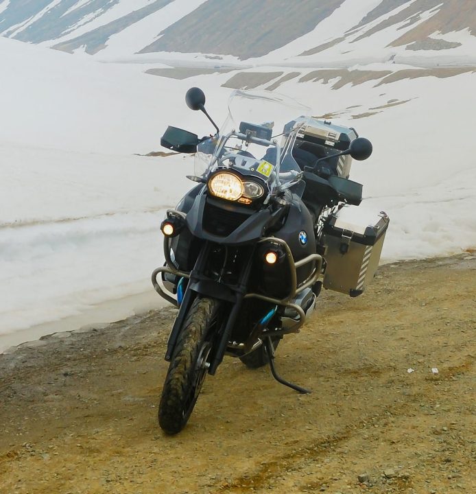 découvrez notre assurance moto collection réduite, idéale pour protéger vos véhicules de collection tout en bénéficiant de garanties adaptées et d'une tarification avantageuse. protégez votre passion aujourd'hui !