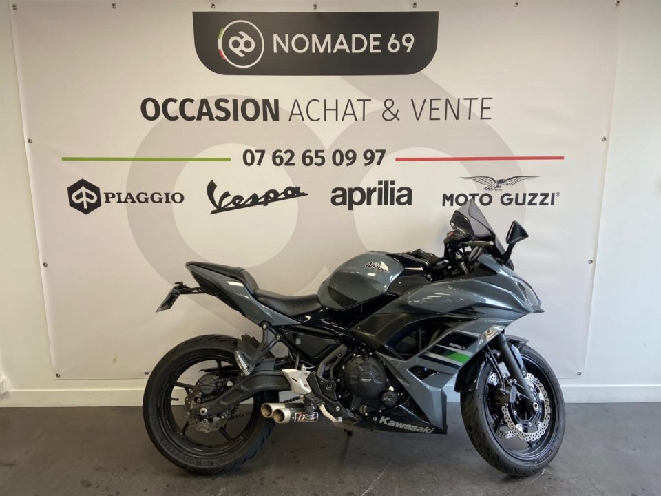 découvrez notre sélection de motos kawasaki d'occasion. profitez de modèles à des prix compétitifs, garantis et en excellent état. trouvez la moto de vos rêves et vivez des expériences de conduite inoubliables avec kawasaki.