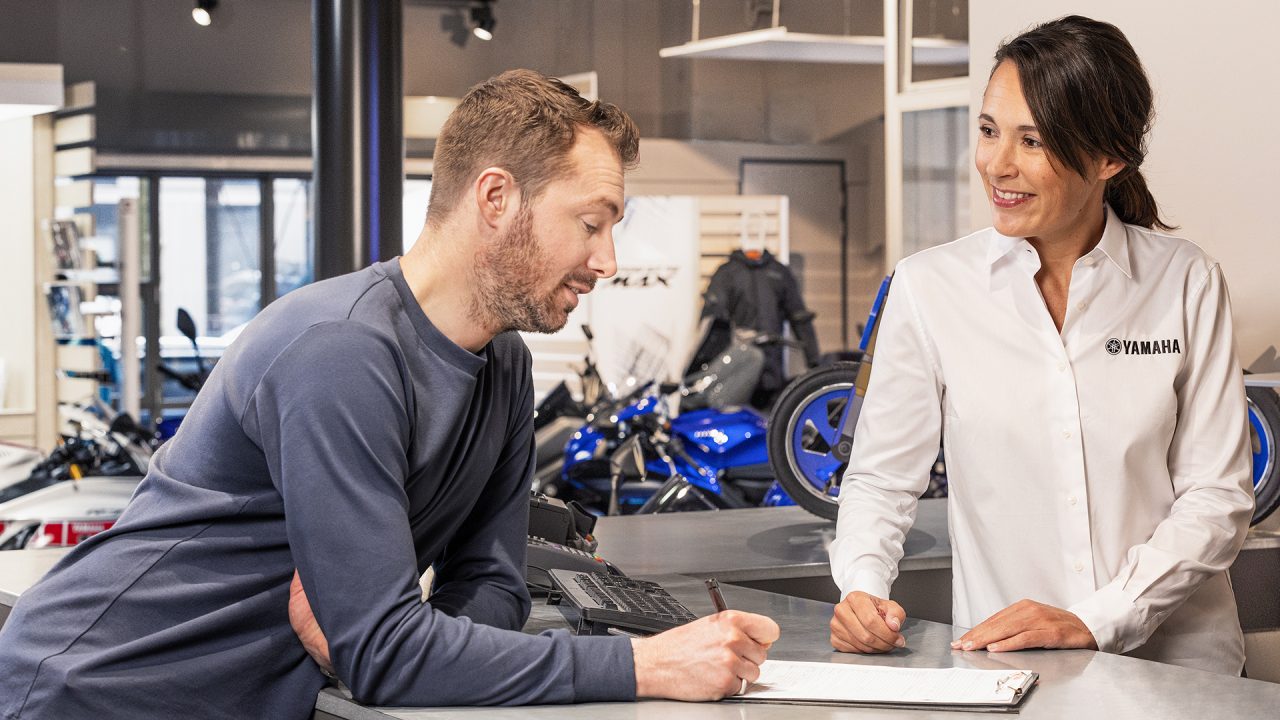 découvrez le service client yamaha, votre partenaire de confiance pour toutes vos questions et besoins concernant nos produits. bénéficiez d'une assistance rapide et efficace, d'une équipe d'experts à votre écoute et d'un support technique de qualité pour profiter pleinement de votre expérience yamaha.