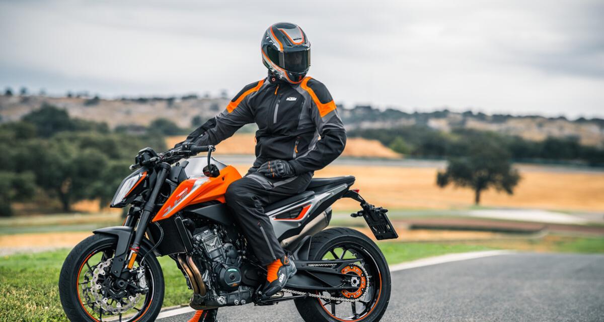 découvrez notre guide moto complet : conseils, astuces, et informations essentielles pour les passionnés de moto. que vous soyez débutant ou pilote expérimenté, trouvez tout ce dont vous avez besoin pour profiter pleinement de vos balades.
