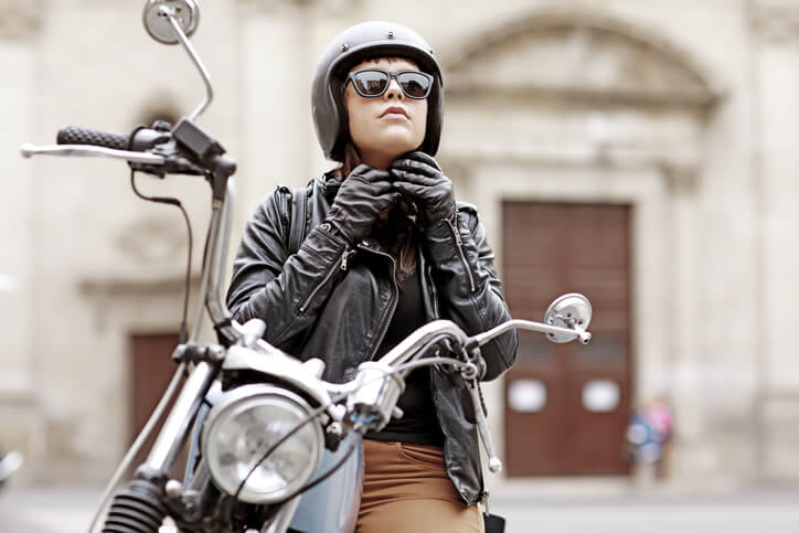 découvrez l'assurance moto gmf, une couverture adaptée à vos besoins et à votre style de conduite. profitez d'une protection complète, d'une assistance personnalisée et d'un service client à l'écoute. roulez en toute sérénité avec gmf !