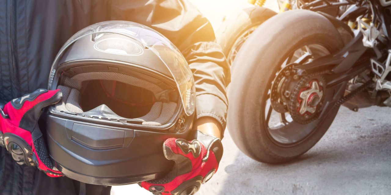découvrez les meilleures options d'assurance moto pour 2021. profitez de garanties adaptées à vos besoins, d'offres compétitives et de conseils pour rouler en toute sécurité. comparez les contrats et choisissez la protection idéale pour votre deux-roues.