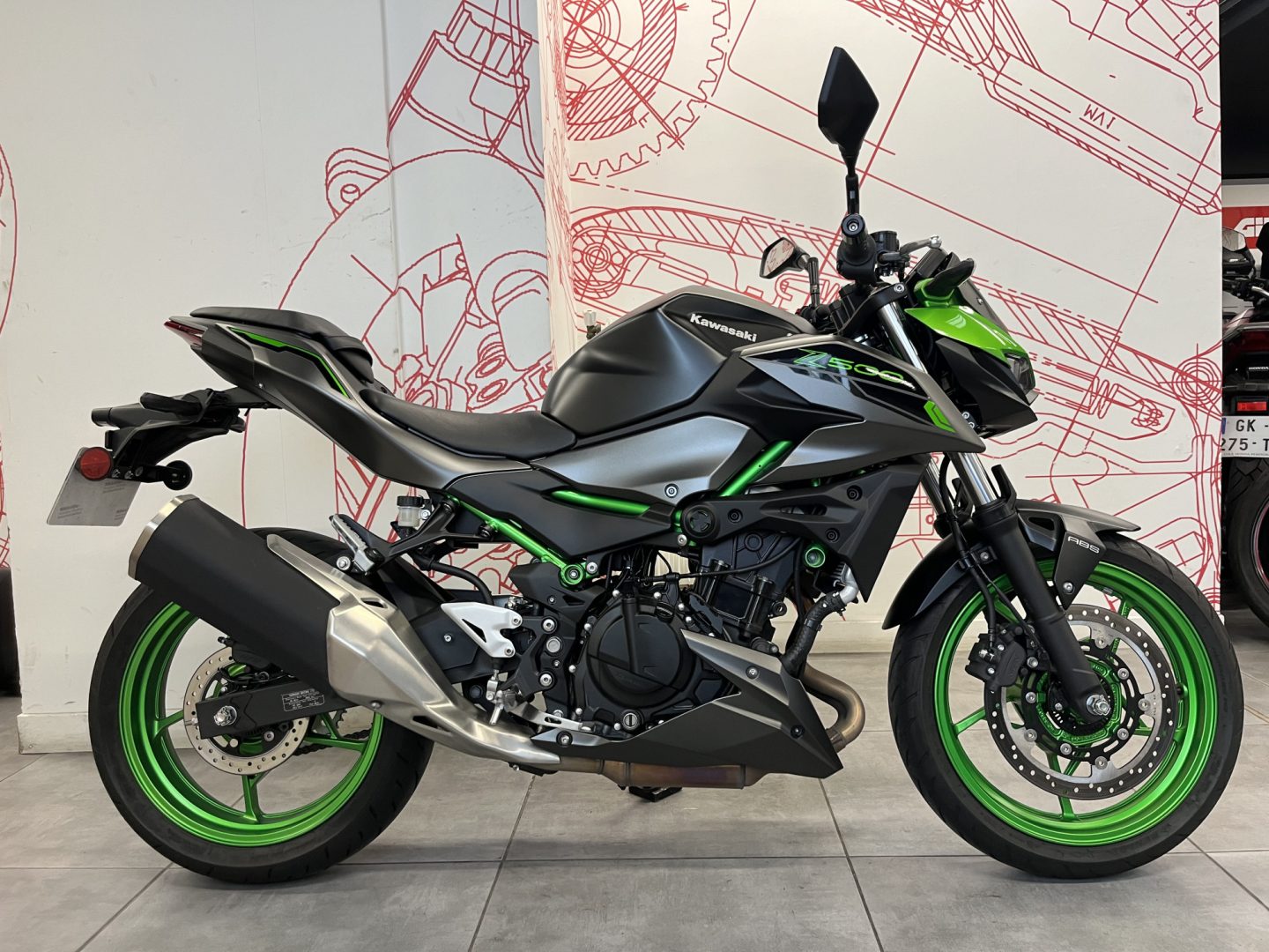 découvrez notre guide complet pour l'achat de la kawasaki z500, un modèle emblématique alliant performance et style. profitez de conseils d'experts, des informations sur les prix, et trouvez la meilleure offre pour vous lancer dans l'aventure à deux roues.