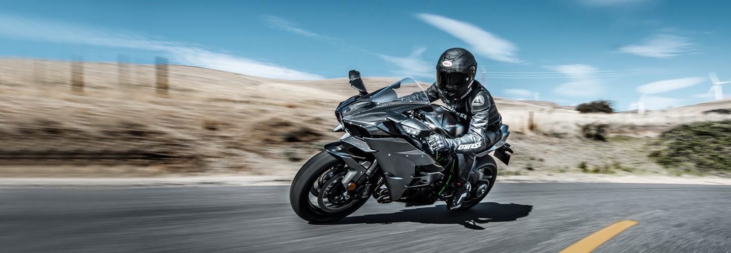 découvrez toutes les informations sur kawasaki france : actualités, modèles, services et innovations de la célèbre marque de motos. restez informé des dernières tendances et offres proposées par kawasaki.