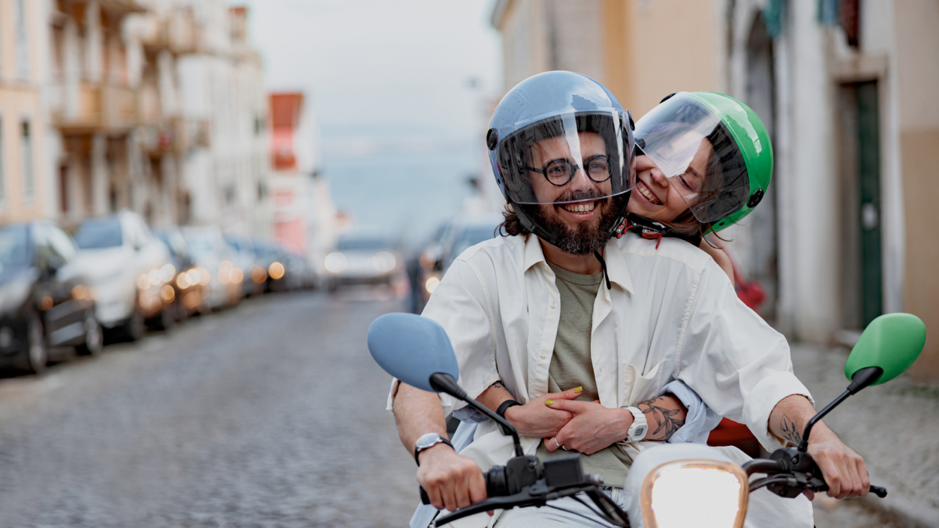 découvrez nos offres d'assurances scooter adaptées à vos besoins, alliant protection optimale et tarifs compétitifs. protégez votre deux-roues et roulez en toute sérénité!