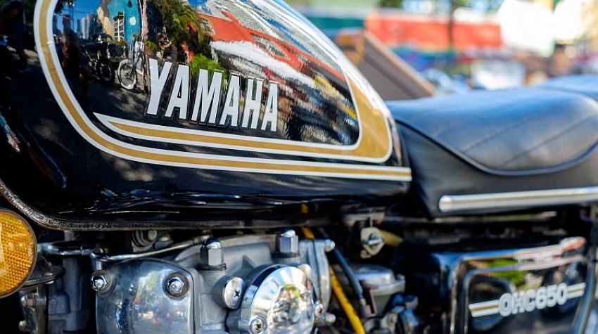 découvrez nos offres d'assurances yamaha adaptées à tous vos besoins. protégez votre moto ou votre scooter avec une couverture complète et bénéficiez d'un service client à l'écoute. roulez en toute sérénité avec nos solutions d'assurance personnalisées.