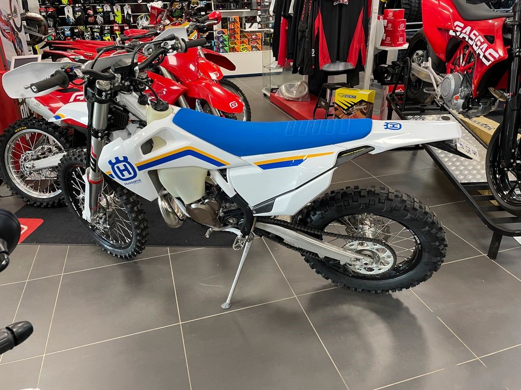 découvrez notre kit moto d'occasion, offrant des pièces et accessoires de qualité pour optimiser votre expérience de conduite. idéal pour les passionnés de moto à la recherche de bonnes affaires, notre sélection garantit performance et fiabilité.