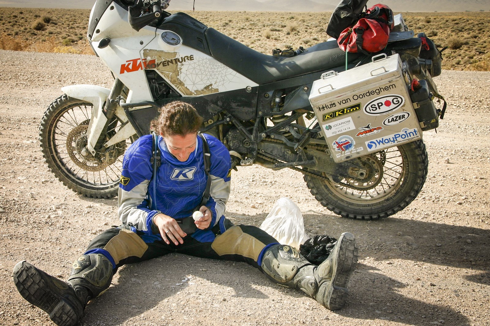 découvrez des aventures inoubliables à travers le monde avec nos voyages à moto. explorez des paysages époustouflants, rencontrez des cultures fascinantes et vivez des moments uniques au guidon de votre moto. réveillez l'aventurier en vous et partez à l'aventure!