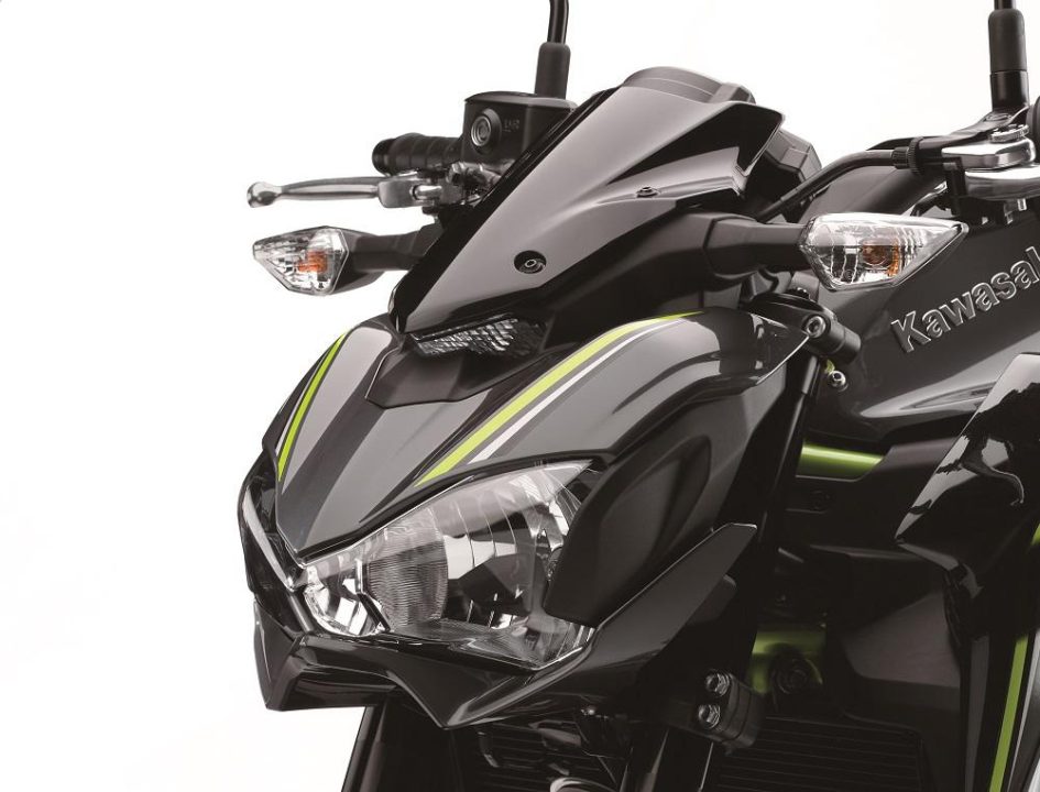 découvrez tout sur l'autonomie de la kawasaki z900 : performances, consommation de carburant et conseils pour optimiser votre expérience de conduite. apprenez à tirer le meilleur parti de cette moto emblématique tout en savourant des trajets prolongés.