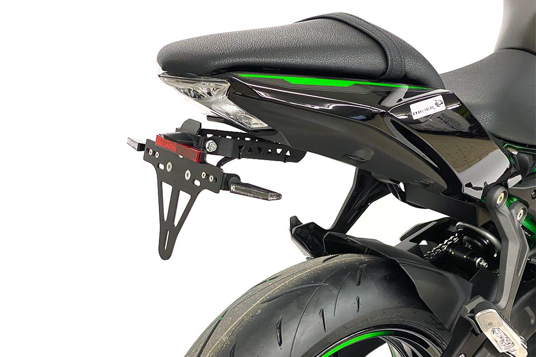 découvrez notre analyse complète de la kawasaki z 650 : performance, design, confort et conseils d'achat. plongez dans les caractéristiques qui font de cette moto un choix incontournable pour les passionnés de deux-roues et trouvez toutes les informations nécessaires pour faire le meilleur choix.