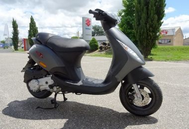 découvrez notre guide complet sur l'achat d'un kawasaki 50cc d'occasion. profitez de conseils d'experts pour choisir le modèle idéal, vérifier son état et éviter les pièges courants. roulez en toute confiance avec votre nouvelle acquisition !
