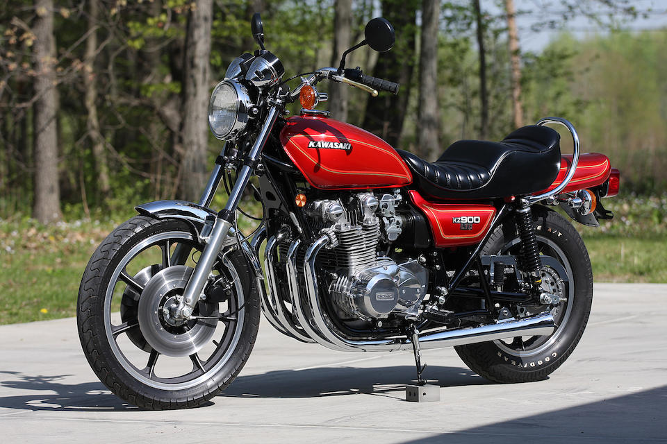 découvrez la kawasaki kz 900, une moto emblématique alliant performance exceptionnelle et style classique. avec son moteur puissant et son design intemporel, la kz 900 est le choix parfait pour les amateurs de sensations fortes et d'esthétique automobile. plongez dans l'univers de la conduite sportive avec cette légende sur deux roues.