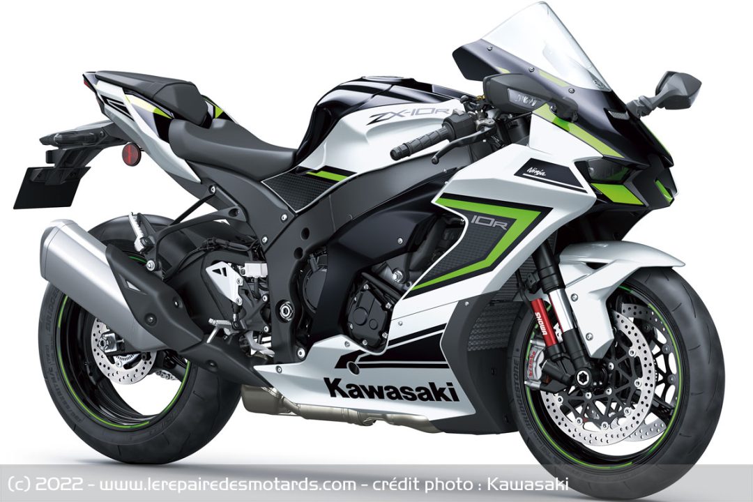 découvrez la kawasaki ninja zx10r, un concentré de performance et d'innovation. avec son moteur puissant et ses technologies avancées, cette moto offre une expérience de conduite inégalée. plongez dans l'univers de la vitesse et de la précision avec la ninja zx10r.