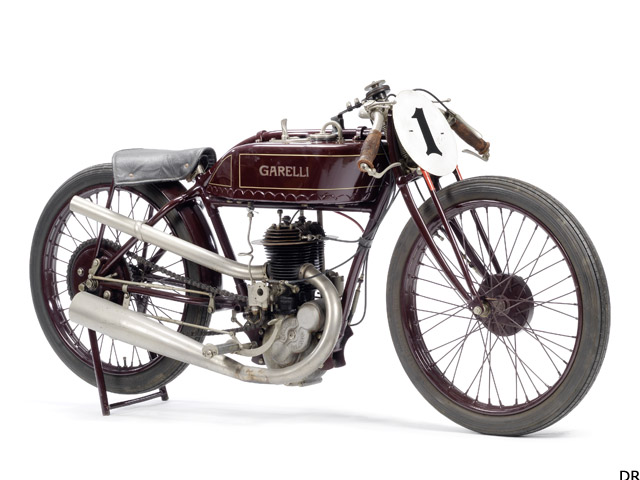 découvrez l'univers passionnant des motos de collection, où l'histoire et le design se rencontrent. explorez notre sélection de modèles rares et emblématiques, et plongez dans la culture moto tout en préservant un patrimoine unique.