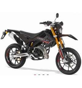 découvrez notre sélection de motos 50cc homologuées, alliant performance et sécurité. idéales pour les jeunes conducteurs et les trajets urbains, ces modèles respectent les normes en vigueur tout en offrant un style unique. explorez notre gamme et trouvez la moto parfaite pour votre aventure !